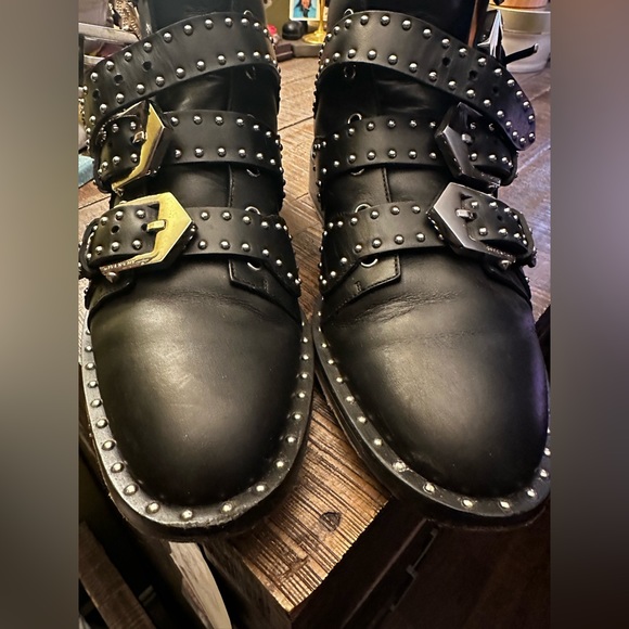 Givenchy Preu Boots - Picture 2 of 7